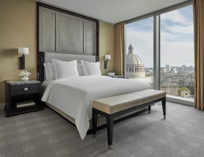 Four Seasons Executive Suite