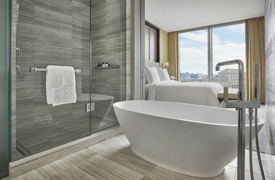 Four Seasons Executive Suite