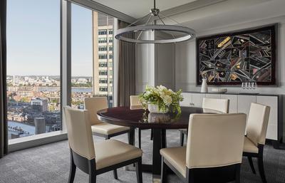 Cambridge Suite
