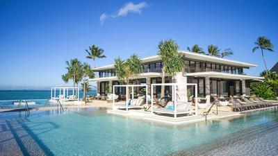 Bam Bam poolside dining