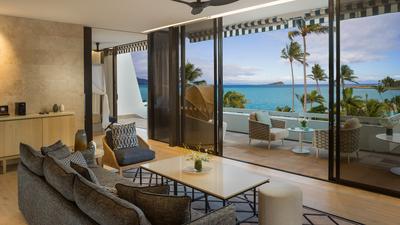 One Bedroom Hayman Suite lounge
