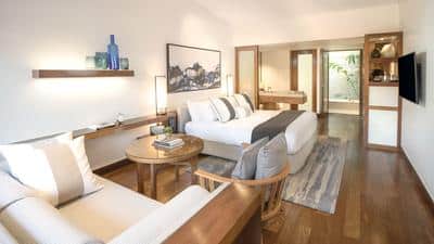 Retreat King Room