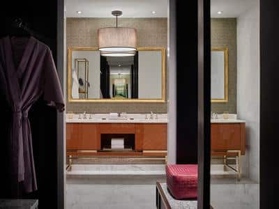 Manor Suite