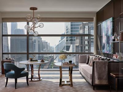 Manor Suite