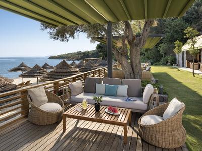 Blue Beach Club & Bar