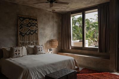 Premier Jungle Suite