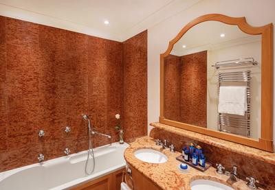 Premium St Mark’s View Room