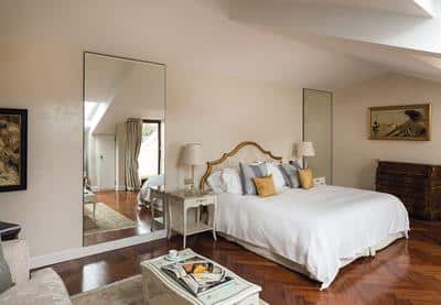 Junior Suite Lagoon View with Balcony