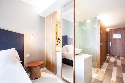 Deluxe Room - Sea View
