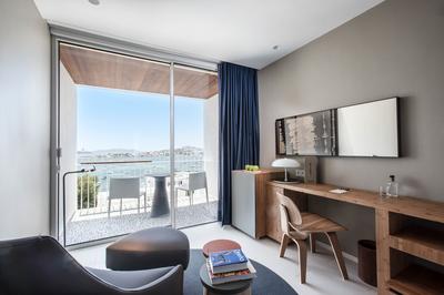 Deluxe Room - Sea View