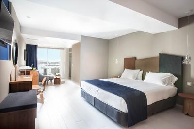 Deluxe Room - Sea View