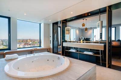 Penthouse Suite