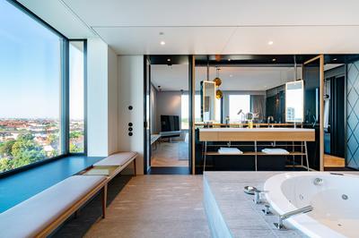 Penthouse Suite