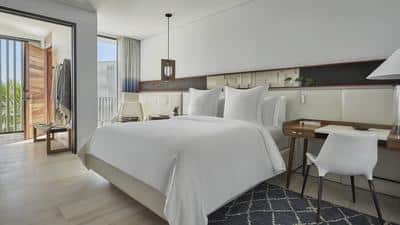 1-Bedroom Ocean Front Suite