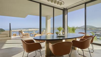 Prime Ocean-View Three-Bedroom Residence