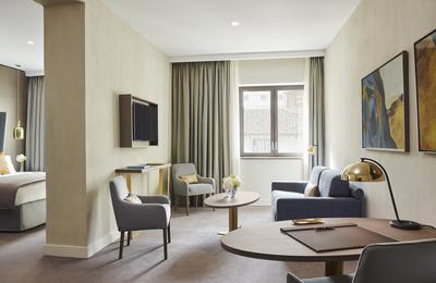1 Bedroom Suite Sofa Bed