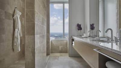 Landmark Corner Suite