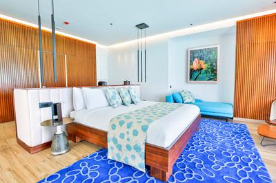 Water Villas with Pool