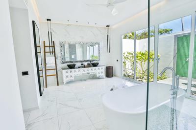 Beach Villas with Pool