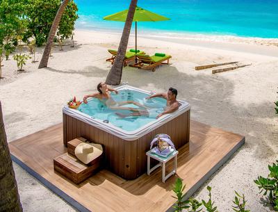 Jacuzzi Beach Villas