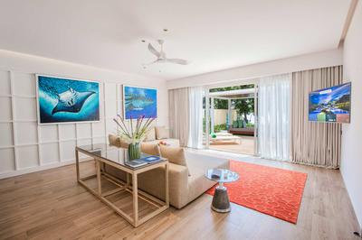 Superior Beach Villas with Pool