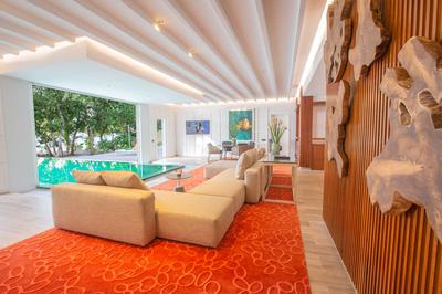 Royal Beach Villa