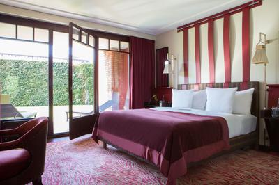Leman Suite