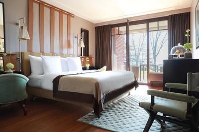 La Reserve Geneve Hotel, Spa & Villa image