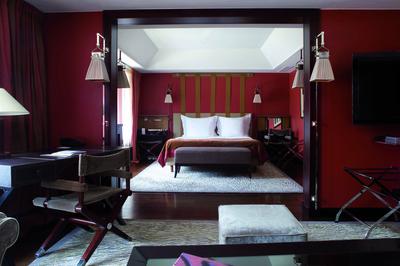 La Reserve Geneve Hotel, Spa & Villa image