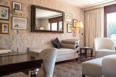 La Reserve Geneve Hotel, Spa & Villa image