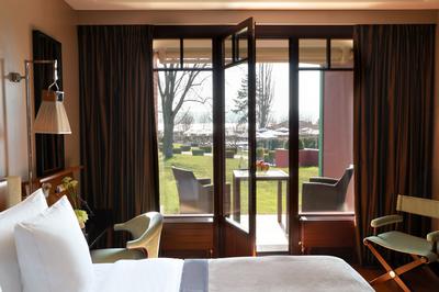 La Reserve Geneve Hotel, Spa & Villa image