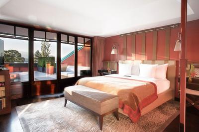 Lake Mont-Blanc Suite