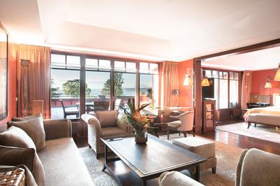 Lake Mont-Blanc Suite