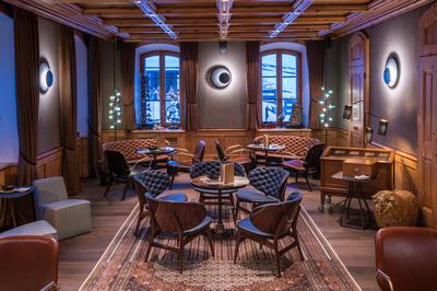 Hotel Fumoir