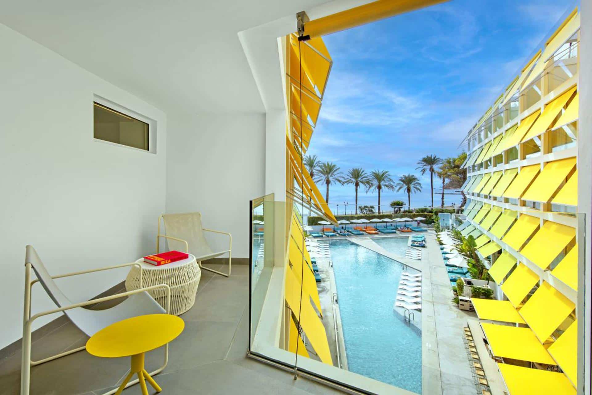 Fabulous, Guest Room, 2 Twin, Sea View, Balcony