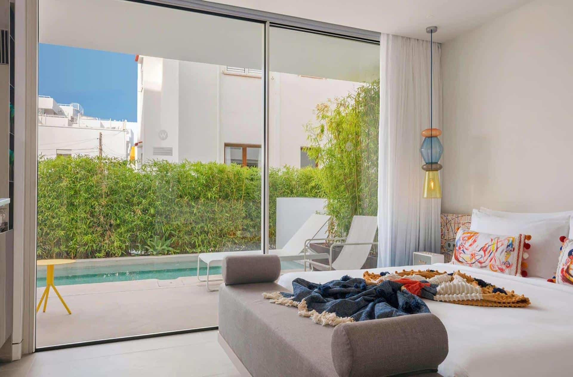 Spectacular, Guest Room, 1 King, Plunge Pool