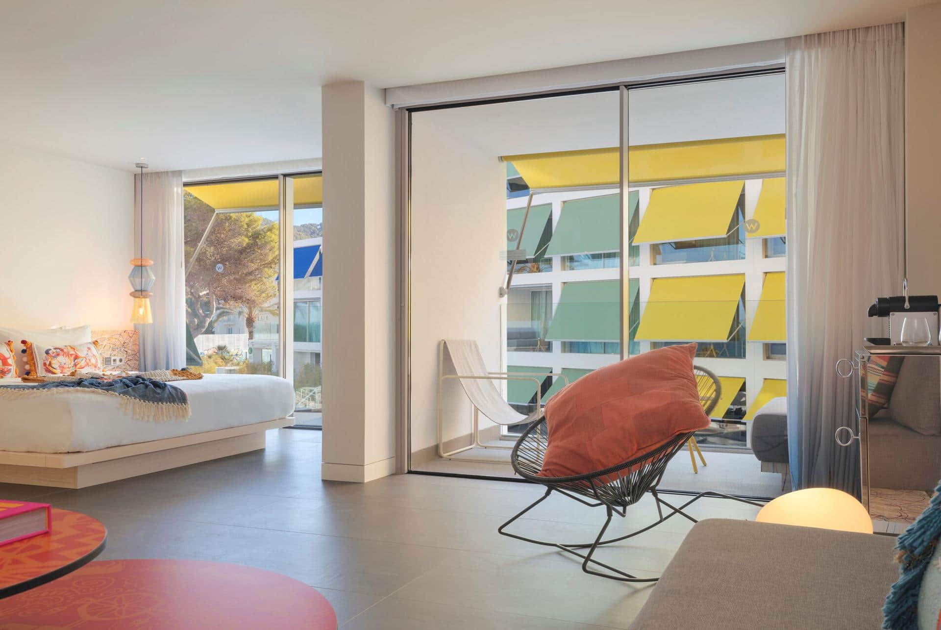 Fantastic Suite, 1 King, Sea View, Balcony