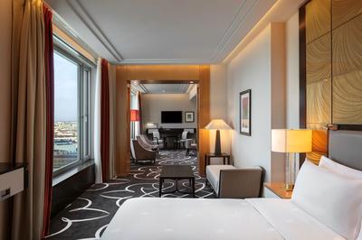 King Junior Suite with View