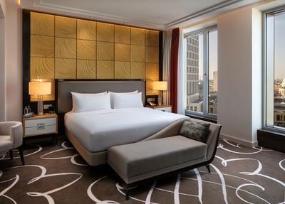 King Corner Suite