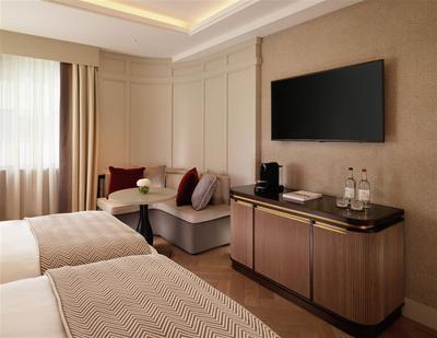 Twin Deluxe Room