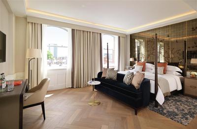 Biltmore Grosvenor Square View Suite
