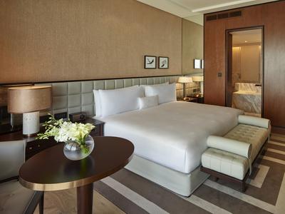 King Premier Suite