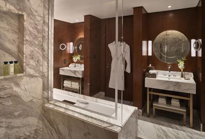 King Premier Suite