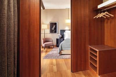 Premium Suite