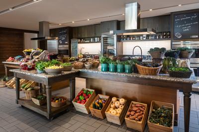 La Cucina Gourmet Center
