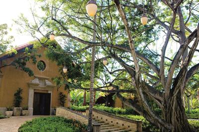 Spa Entrance