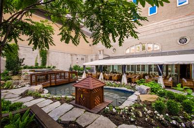 Maison Boulud