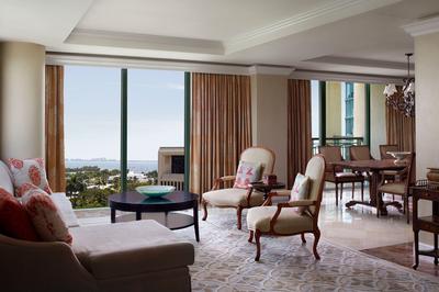 Ritz-Carlton Suite