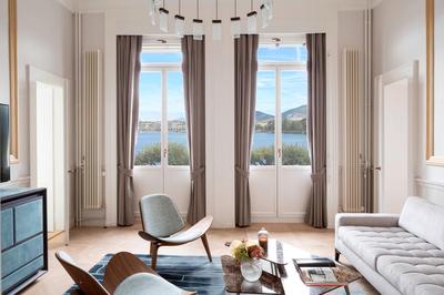Grace Kelly Suite
