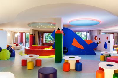 Kids Club